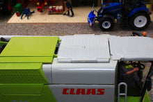 Load image into Gallery viewer, 4258 SIKU CLAAS LEXION 770 COMBINE HARVESTER ON TRACKS