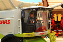 Load image into Gallery viewer, 4258 SIKU CLAAS LEXION 770 COMBINE HARVESTER ON TRACKS