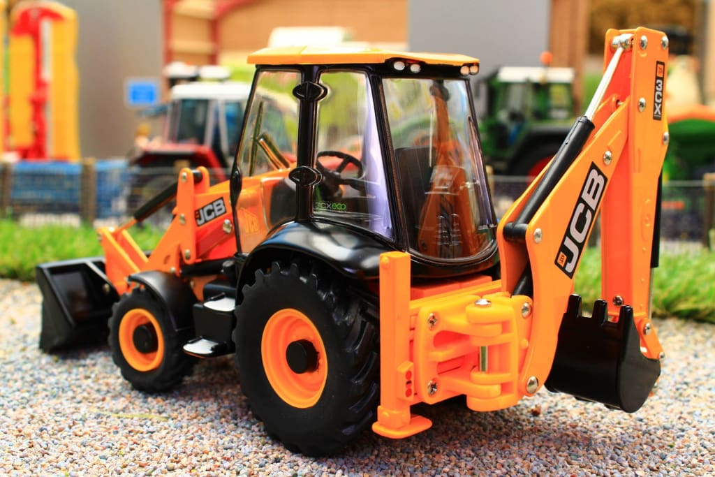 42702A1 BRITAINS JCB 3CX BACKHOE LOADER – Brushwood Toys