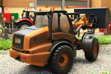 Load image into Gallery viewer, 43231(w) WEATHERED Britains JCB TM420 Loader with Grab, Bucket and Pallet Forks