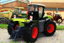 Load image into Gallery viewer, 43246 Britains Claas Xerion 5000 Tractor