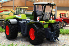 Load image into Gallery viewer, 43246 Britains Claas Xerion 5000 Tractor