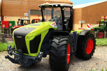 Load image into Gallery viewer, 43246 Britains Claas Xerion 5000 Tractor