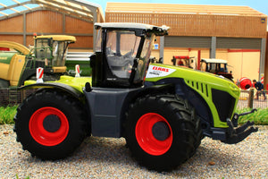 43246 Britains Claas Xerion 5000 Tractor