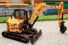 Load image into Gallery viewer, 43279 BRITAINS MUDDY JCB MIDI EXCAVATOR