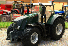 Load image into Gallery viewer, 43290 Britains Fendt 824 Vario PROFI Special Edition Tractor