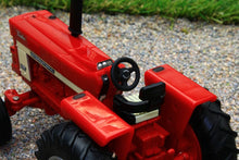 Load image into Gallery viewer, 43294 Britains Case International Harvester Farmall 1066 Tractor