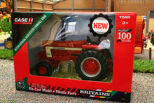 Load image into Gallery viewer, 43294 Britains Case International Harvester Farmall 1066 Tractor