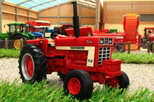 Load image into Gallery viewer, 43294 Britains Case International Harvester Farmall 1066 Tractor