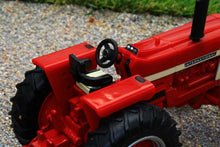 Load image into Gallery viewer, 43294 Britains Case International Harvester Farmall 1066 Tractor