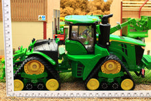 Load image into Gallery viewer, 43300 Britains &#39;Prestige Collection&#39; John Deere 9RX 590 Tracked Tractor