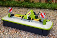 Load image into Gallery viewer, 43302 Britains Claas Disco Front Butterfly Mower