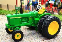Load image into Gallery viewer, 43311 Britains John Deere 4020 Tractor with Rear Duals