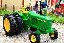 Load image into Gallery viewer, 43311 Britains John Deere 4020 Tractor with Rear Duals