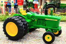 Load image into Gallery viewer, 43311 Britains John Deere 4020 Tractor with Rear Duals