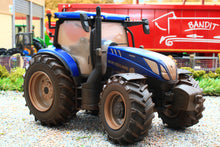 Load image into Gallery viewer, 43319 Weathered Britains New Holland T6-180 Blue Power Tractor
