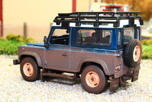 Load image into Gallery viewer, 43321 Britains Muddy Land Rover Defender