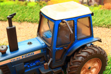 Load image into Gallery viewer, 43322(W) Weathered Britains Ford TW20 4WD Tractor