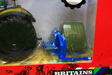 Load image into Gallery viewer, 43323 Britains Olive Green Valtra Playset plus Bale Lifter and Cow Feeder