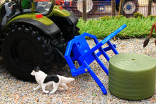 Load image into Gallery viewer, 43323 Britains Olive Green Valtra Playset inc. Bale Lifter and Cow Feeder