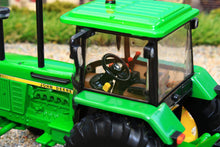 Load image into Gallery viewer, 43327 Britains Limted Edition John Deere 3140 2WD Tractor