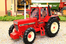 Load image into Gallery viewer, 43329 Britains Limited Edition International IH 1056 XL 4WD Tractor