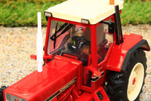 Load image into Gallery viewer, 43329 Britains Limited Edition International IH 1056 XL 4WD Tractor