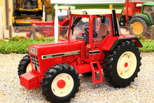 Load image into Gallery viewer, 43329 Britains Limited Edition International IH 1056 XL 4WD Tractor