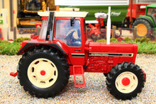 Load image into Gallery viewer, 43329 Britains Limited Edition International IH 1056 XL 4WD Tractor