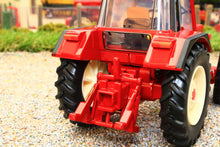 Load image into Gallery viewer, 43329 Britains Limited Edition International IH 1056 XL 4WD Tractor