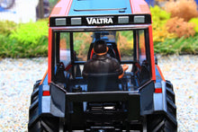Load image into Gallery viewer, 43342 Britains Valtra Valmet 8950 Tractor (Fans' Choice!) 1:32 Scale