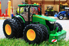 Load image into Gallery viewer, 6736 Siku John Deere 7290 on Duals Remote Control with Controller