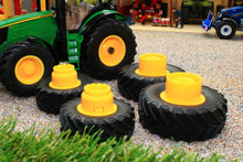 Load image into Gallery viewer, 6736 Siku John Deere 7290 on Duals Remote Control with Controller