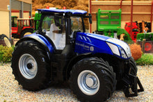 Load image into Gallery viewer, 6739 Siku New Holland T7.315 4WD Radio Control Tractor with removable Duals Bluetooth App Controlled Plus hand Controller