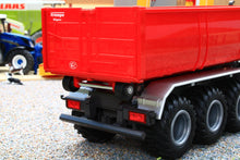 Load image into Gallery viewer, 6786 Siku Radio Control 3 Axle Krampe Hooklift Trailer