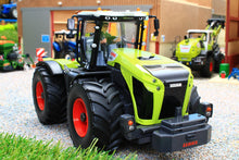 Load image into Gallery viewer, 6794 Siku Remote Control Bluetooth Claas Xerion 5000 TRAC VC Tractor with Controller