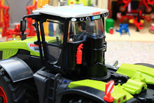 Load image into Gallery viewer, 6794 Siku Remote Control Bluetooth Claas Xerion 5000 TRAC VC Tractor with Controller