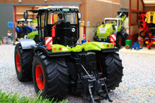 Load image into Gallery viewer, 6794 Siku Remote Control Bluetooth Claas Xerion 5000 TRAC VC Tractor with Controller
