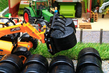 Load image into Gallery viewer, 7056B SIKU BLACK WRAPPED ROUND BALES X 20