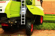 Load image into Gallery viewer, W7817 Wiking Claas Tucano 570 Combine Harvester Tractors And Machinery (1:32 Scale)