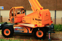 Load image into Gallery viewer, R00098 ROS DIECI PEGASUS CRANE WITH WORKMAN CRADLE ** BACK IN STOCK! **