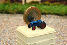 Load image into Gallery viewer, ATT316055 Artitec 1:160 Scale Fordson Dexta Tractor