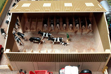 Load image into Gallery viewer, BB9200 Cow House - Brushwood Basics