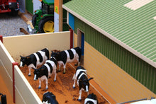 Load image into Gallery viewer, Bt2000 Herringbone Milking Parlour With Free Set Of Britains Fresian Cows Farm Buildings & Stables