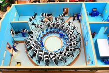 Load image into Gallery viewer, Bt2500 Rotary Milking Parlour With Free Britains Cow And Feeder Set Farm Buildings & Stables (1:32