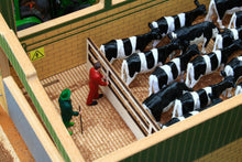 Load image into Gallery viewer, Bt8600 Covered Collecting Yard With Free Bt2010 Brushwood Slurry Ramp Farm Buildings & Stables (1:32