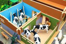Load image into Gallery viewer, Bt8870 My Big Farm (1:24Th Scale Set) With Free Schleich Cow & Sheep! Authentic Buildings (1:24
