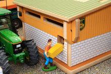 Load image into Gallery viewer, Bt8900 Bull Pen Farm Buildings & Stables (1:32 Scale)