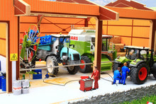 Load image into Gallery viewer, Bt8920 Monster 4 Bay Shed With Free Set Of Authentic Stone Walling! Farm Buildings & Stables (1:32