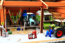 Load image into Gallery viewer, Bt8920 Monster 4 Bay Shed With Free Set Of Authentic Stone Walling! Farm Buildings & Stables (1:32